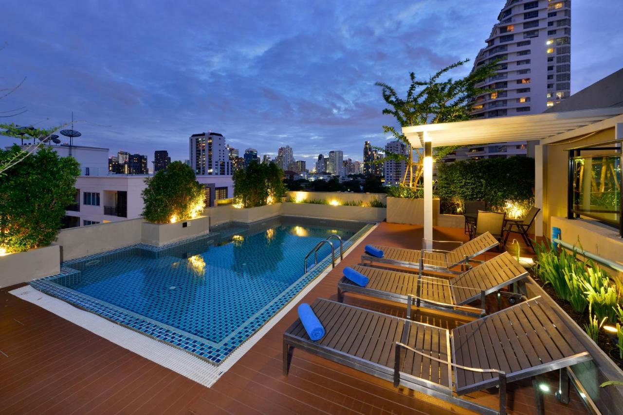 Ramada By Wyndham Bangkok Ten Ekamai Residences Buitenkant foto